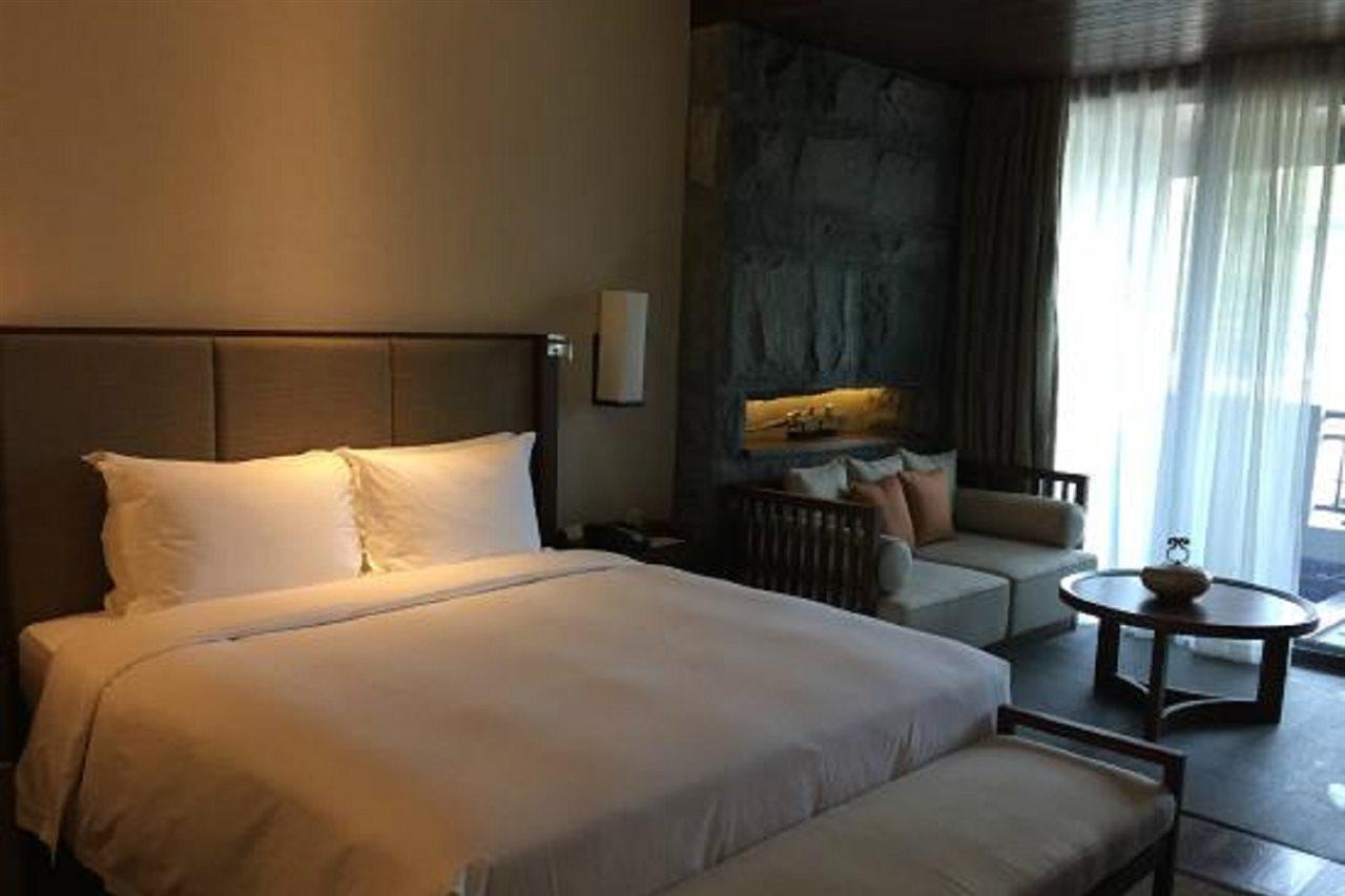 Doubletree Resort By Hilton Hotel Hainan - Qixianling Hot Spring Baoting Exteriér fotografie